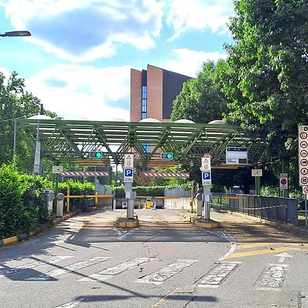 Appartam Liberty In Porta Susa Parcheggio Торино Екстериор снимка
